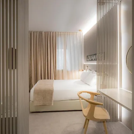 Carlemany Hotel 4*